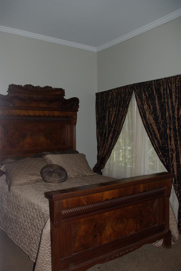 Twin Oaks Inn Natchez Δωμάτιο φωτογραφία